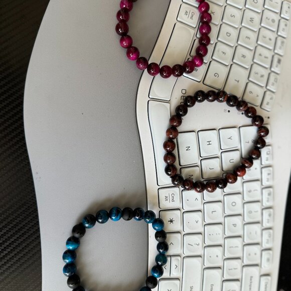 10MM Natural Gemstone Bracelet - Picture 2 of 9